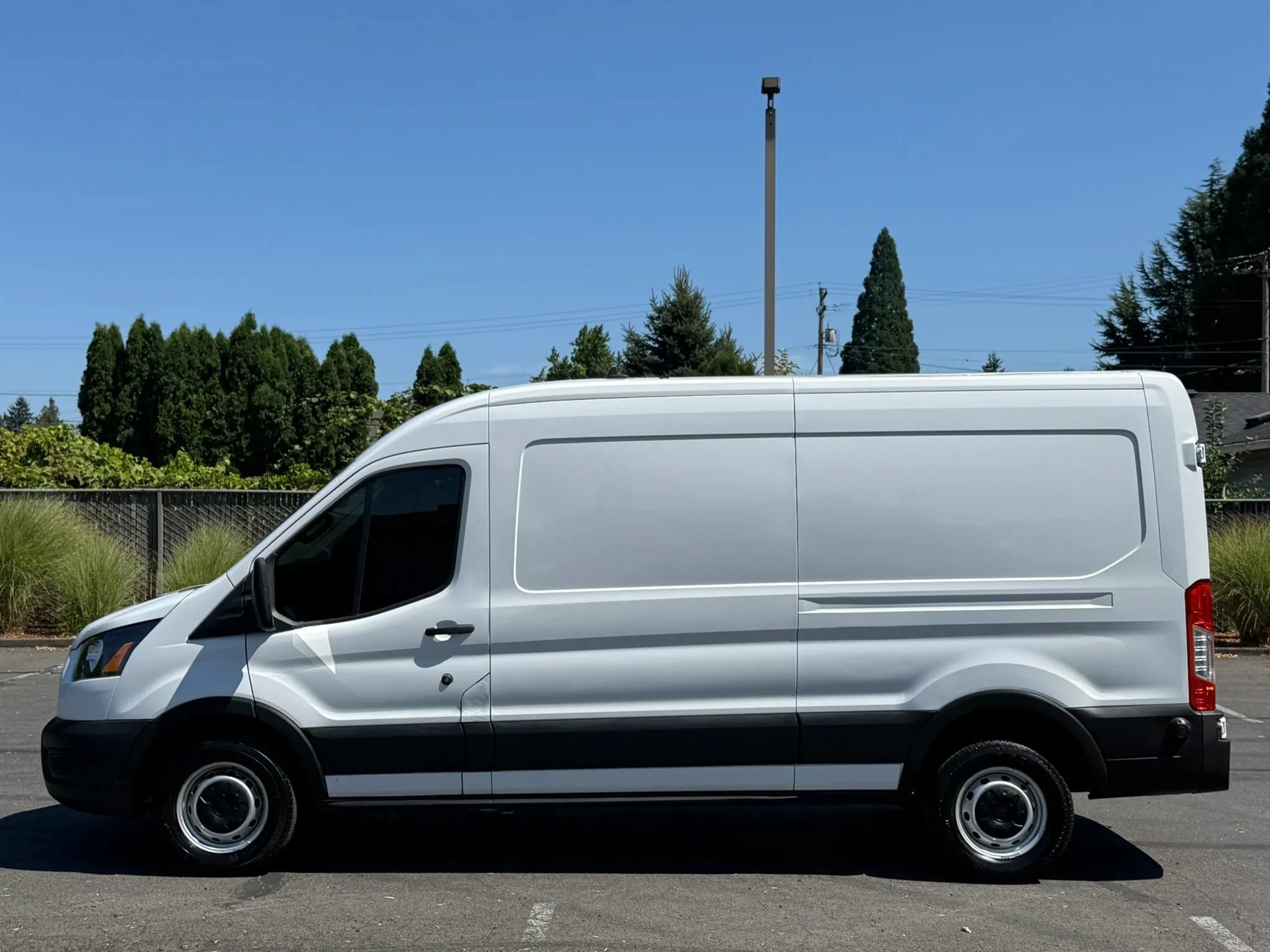Used 2020 Ford Transit 250 Medium Roof w/ Interior Upgrade Package RWD image 2