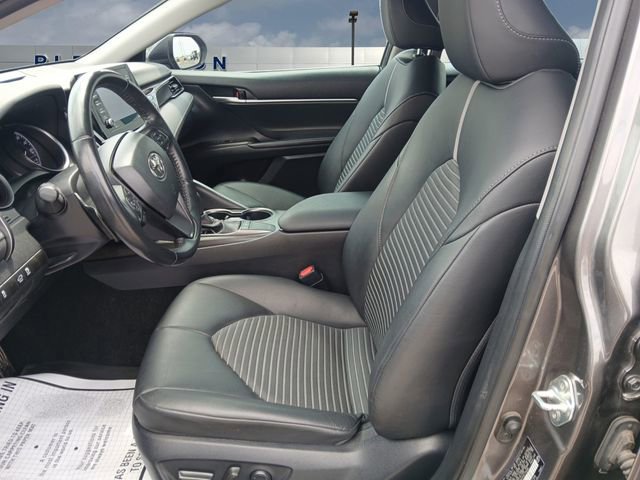 Used 2023 Toyota Camry SE image 9