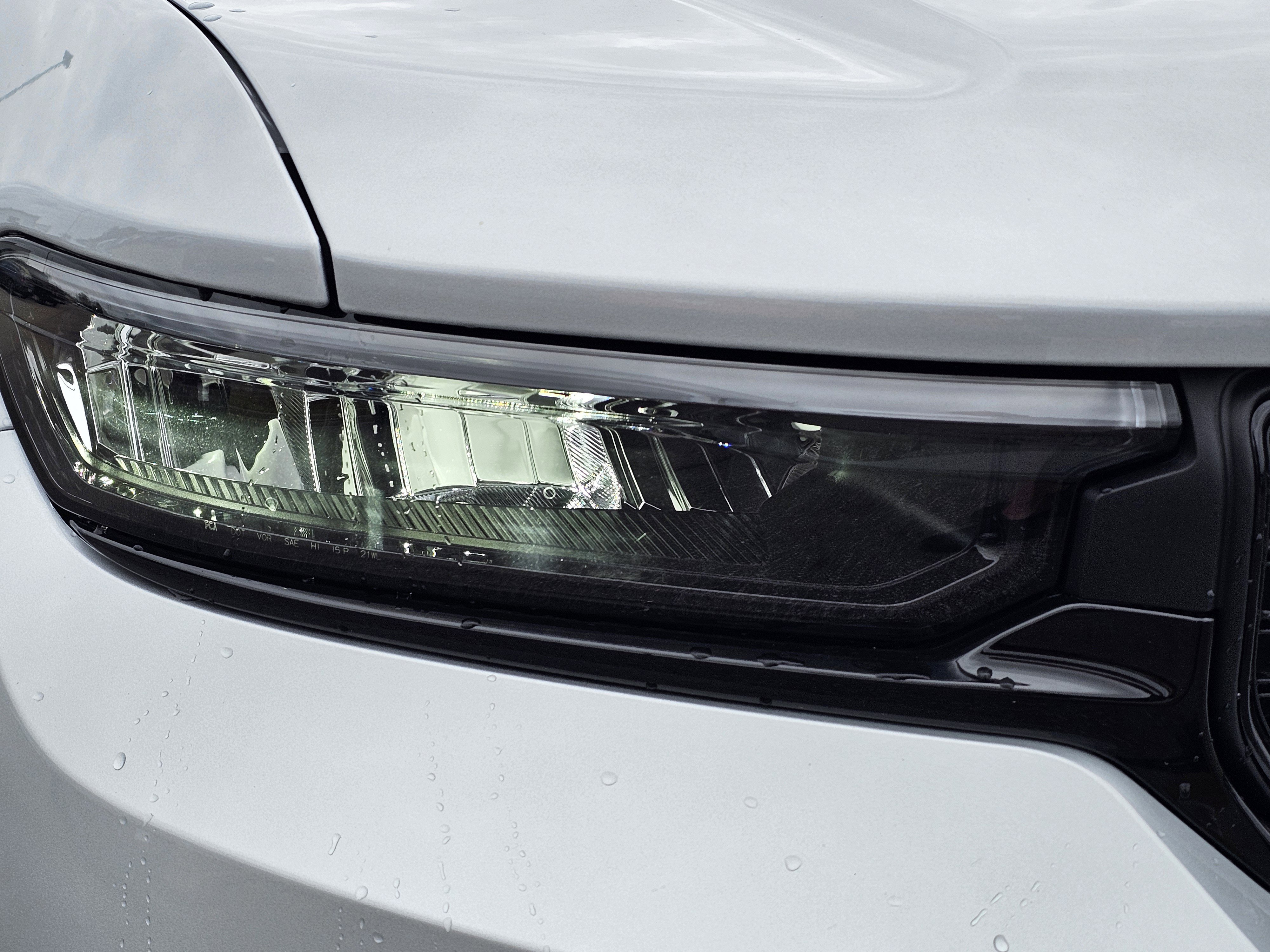 New 2025 Jeep Grand Cherokee Altitude image 4