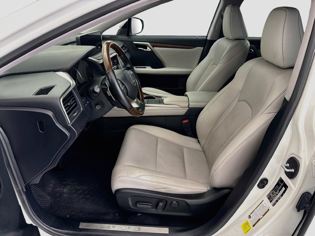 Used 2020 Lexus RX 350L FWD w/ Premium Package image 18