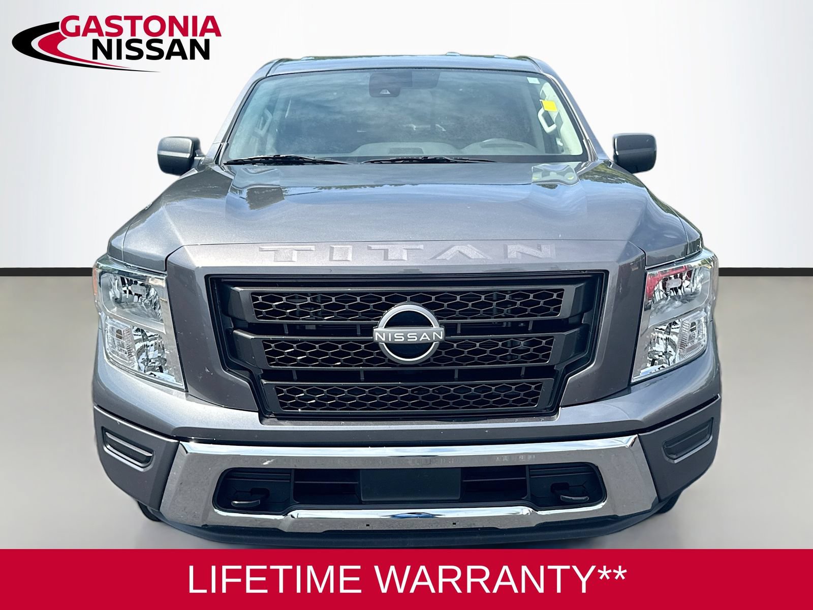 Used 2024 Nissan Titan SV w/ Accessory Utility Package AWD/4WD video 2