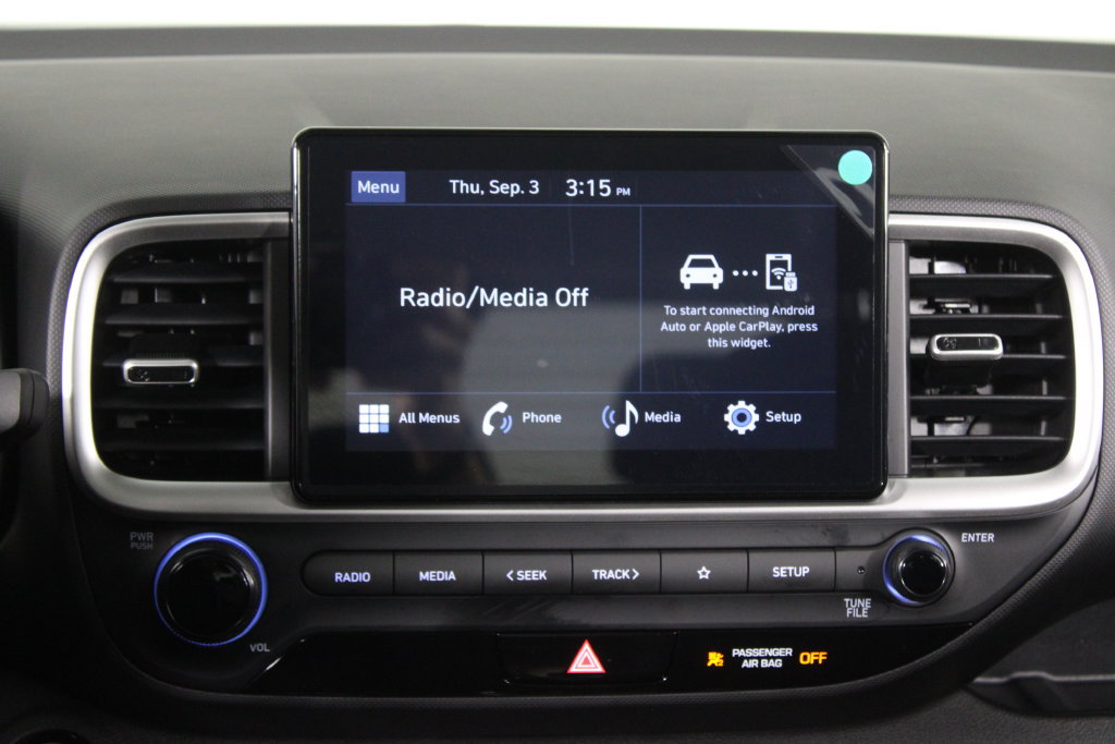 Certified 2026 Hyundai Venue SEL FWD image 8