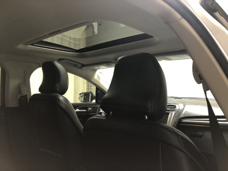 Used 2017 Ford Fusion Titanium image 12