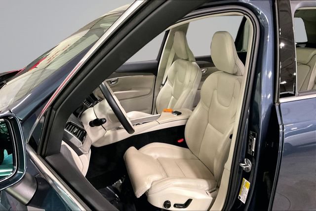 Certified 2024 Volvo XC90 T8 Ultimate w/ Protection Package Premier AWD/4WD image 28