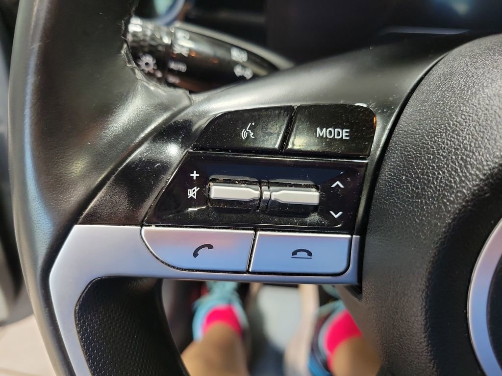 Used 2023 Hyundai Elantra Limited w/ Cargo Package FWD image 32