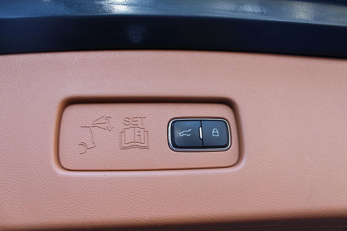 Used 2021 Lincoln Aviator Black Label AWD/4WD image 22