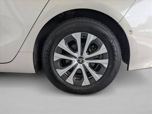 Used 2020 Toyota Prius Prime Limited FWD image 23