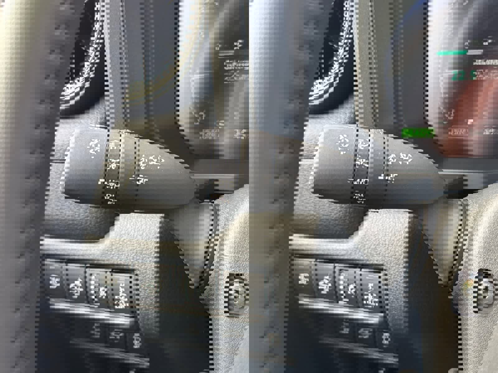 Used 2025 Toyota Land Cruiser w/ Premium Package image 21