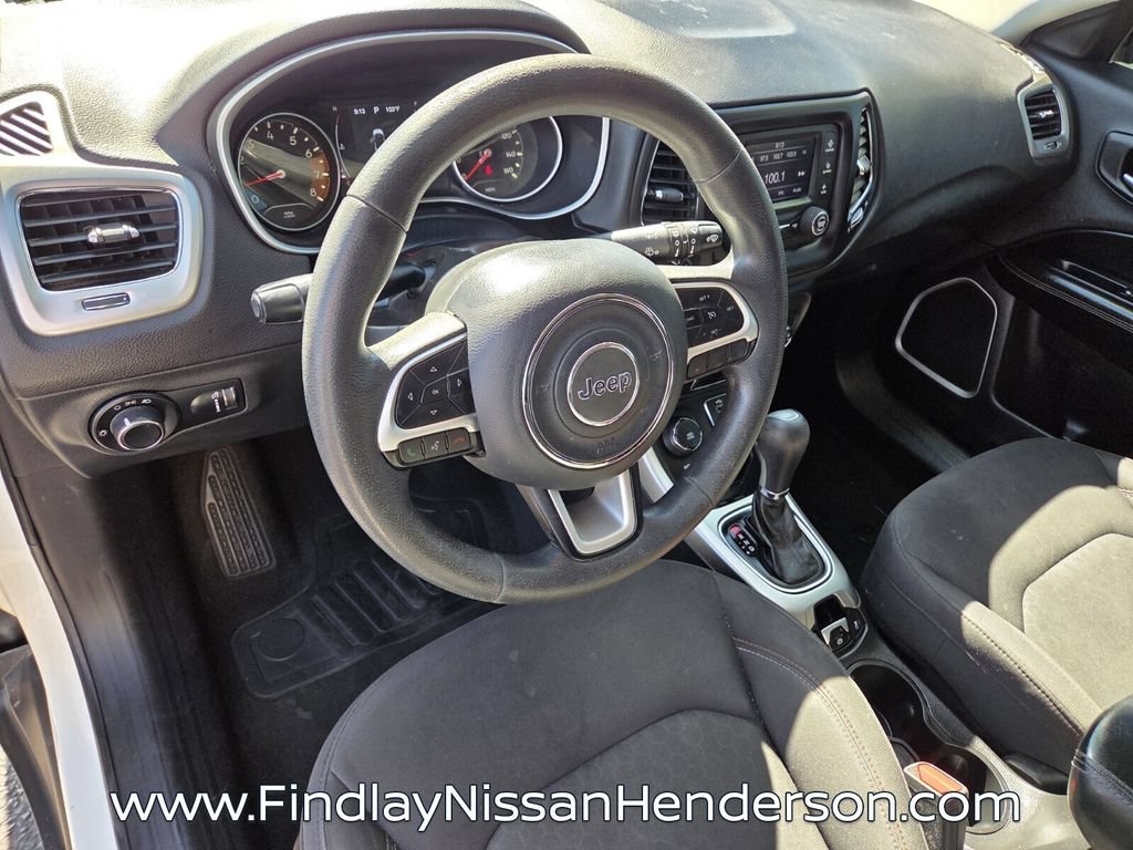 Used 2018 Jeep Compass Sport AWD/4WD image 11