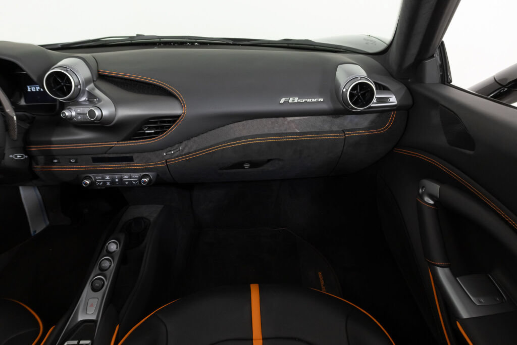 Used 2022 Ferrari F8 Tributo RWD image 40