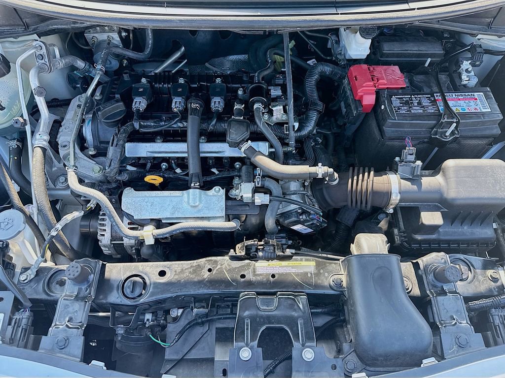 Used 2025 Nissan Versa SV image 26