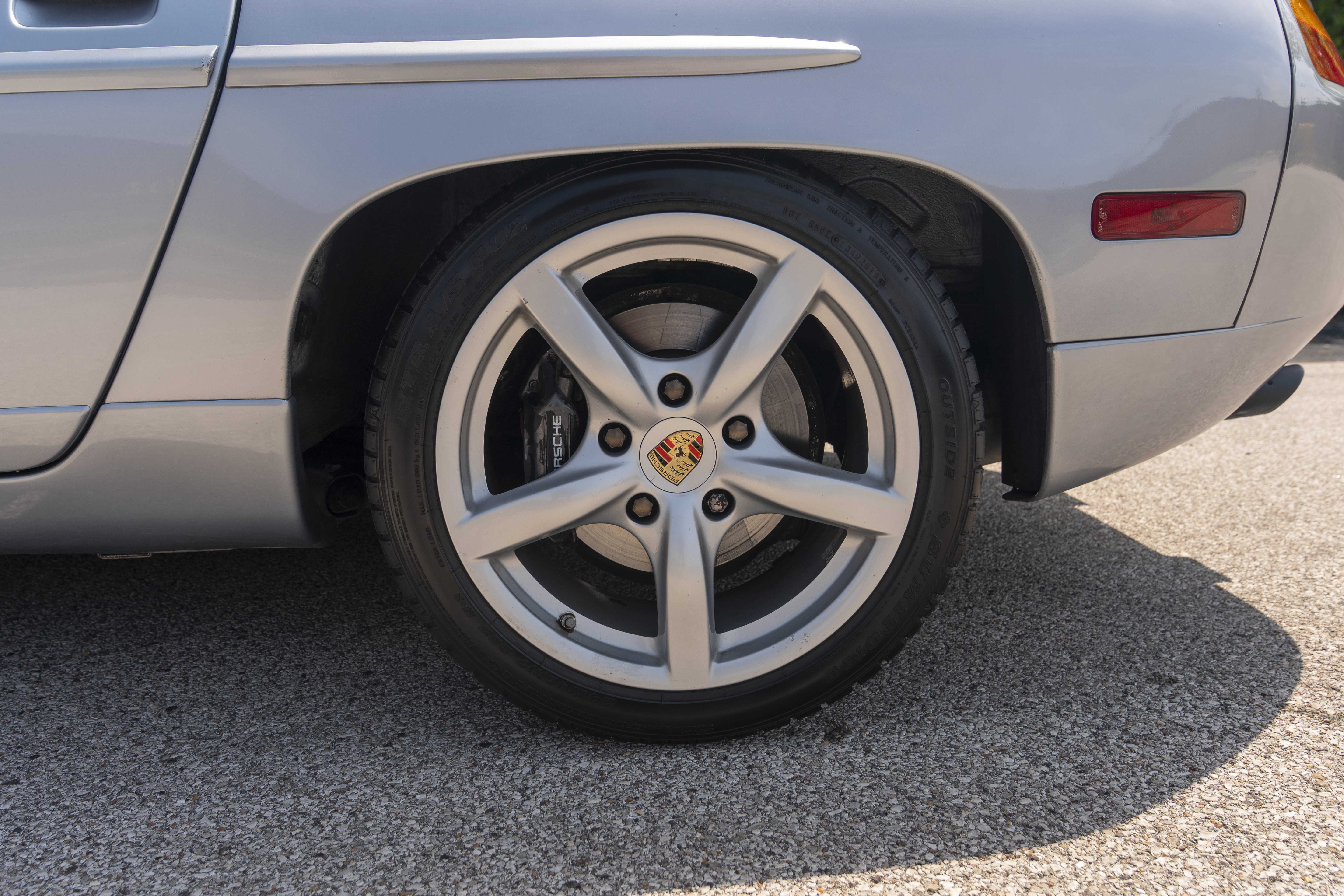 Used 1991 Porsche 928 S4 RWD image 15