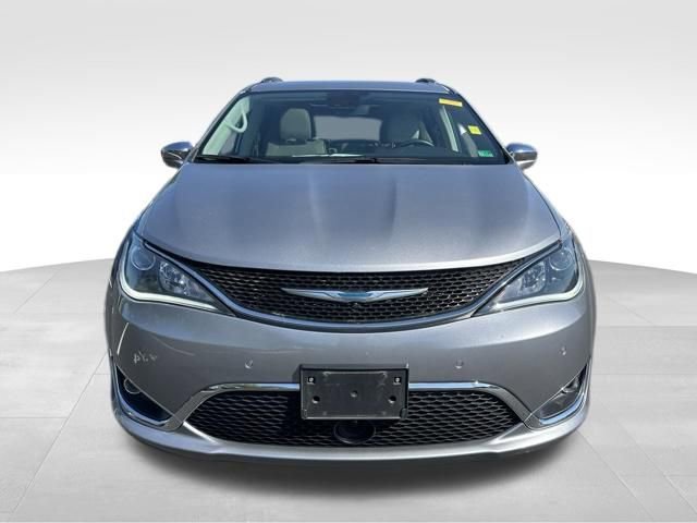 Used 2020 Chrysler Pacifica Limited w/ Advanced Safetytec Group FWD image 12