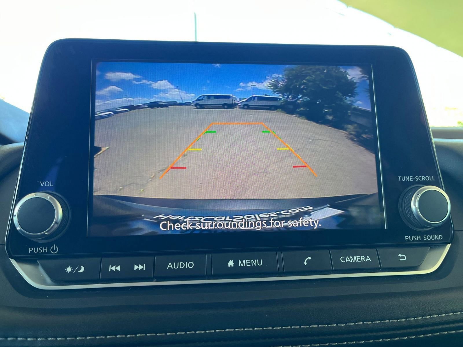 Used 2023 Nissan Rogue S image 17