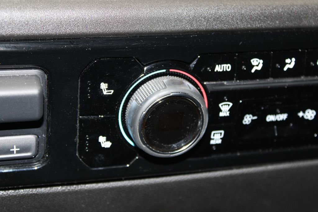 Used 2025 Chevrolet Silverado 1500 LT image 43