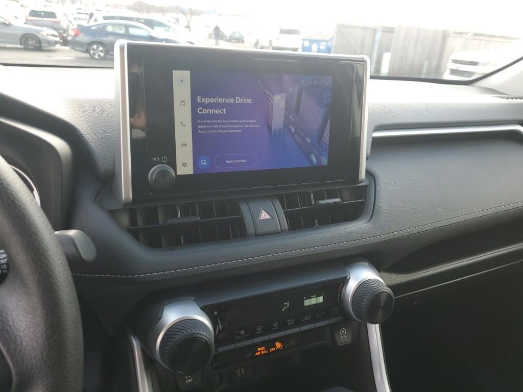 Used 2024 Toyota RAV4 LE image 19