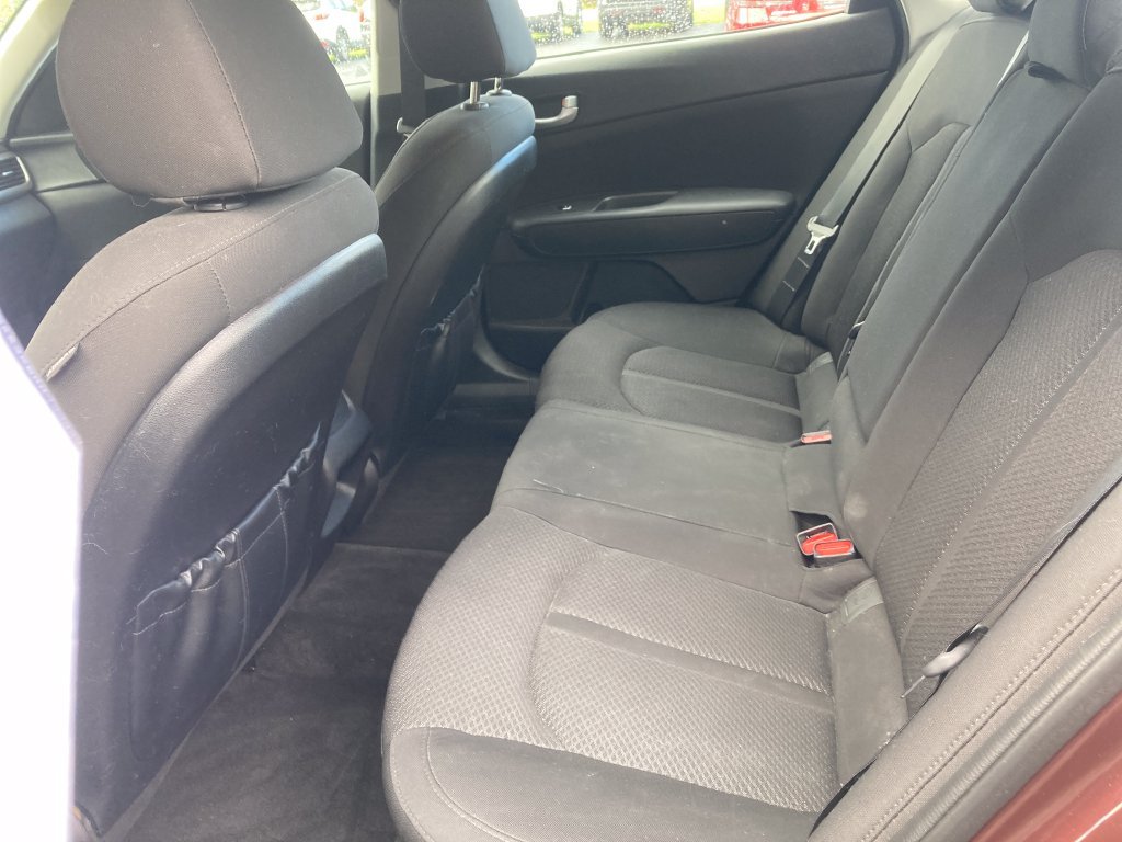 Used 2018 Kia Optima LX w/ 17" Alloy Wheels Package FWD image 32