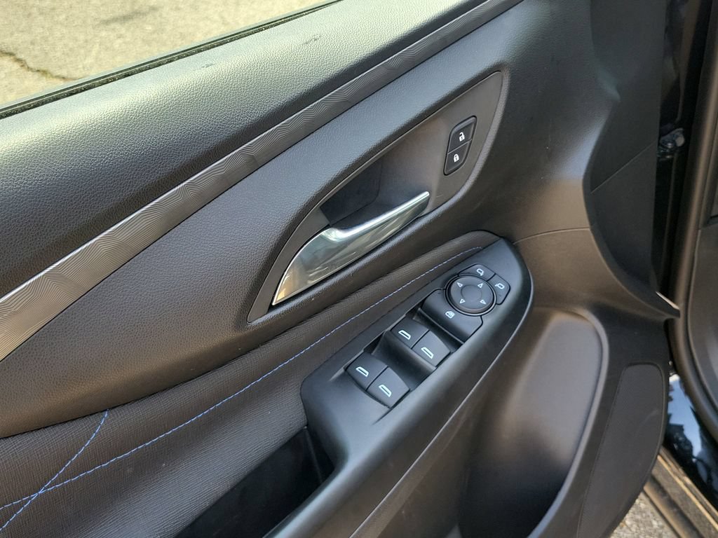 Used 2025 Buick Envista Sport Touring FWD image 20