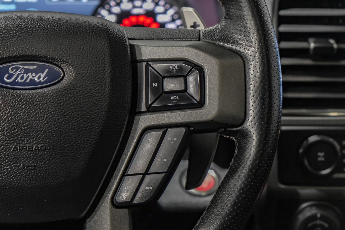 Used 2020 Ford F150 Raptor w/ Equipment Group 802A Luxury image 17