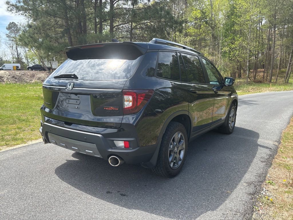 Used 2024 Honda Passport TrailSport image 5