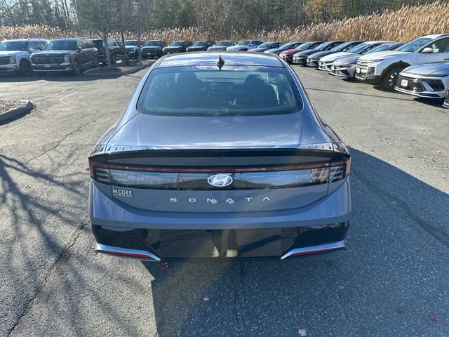 New 2026 Hyundai Sonata SEL FWD image 4