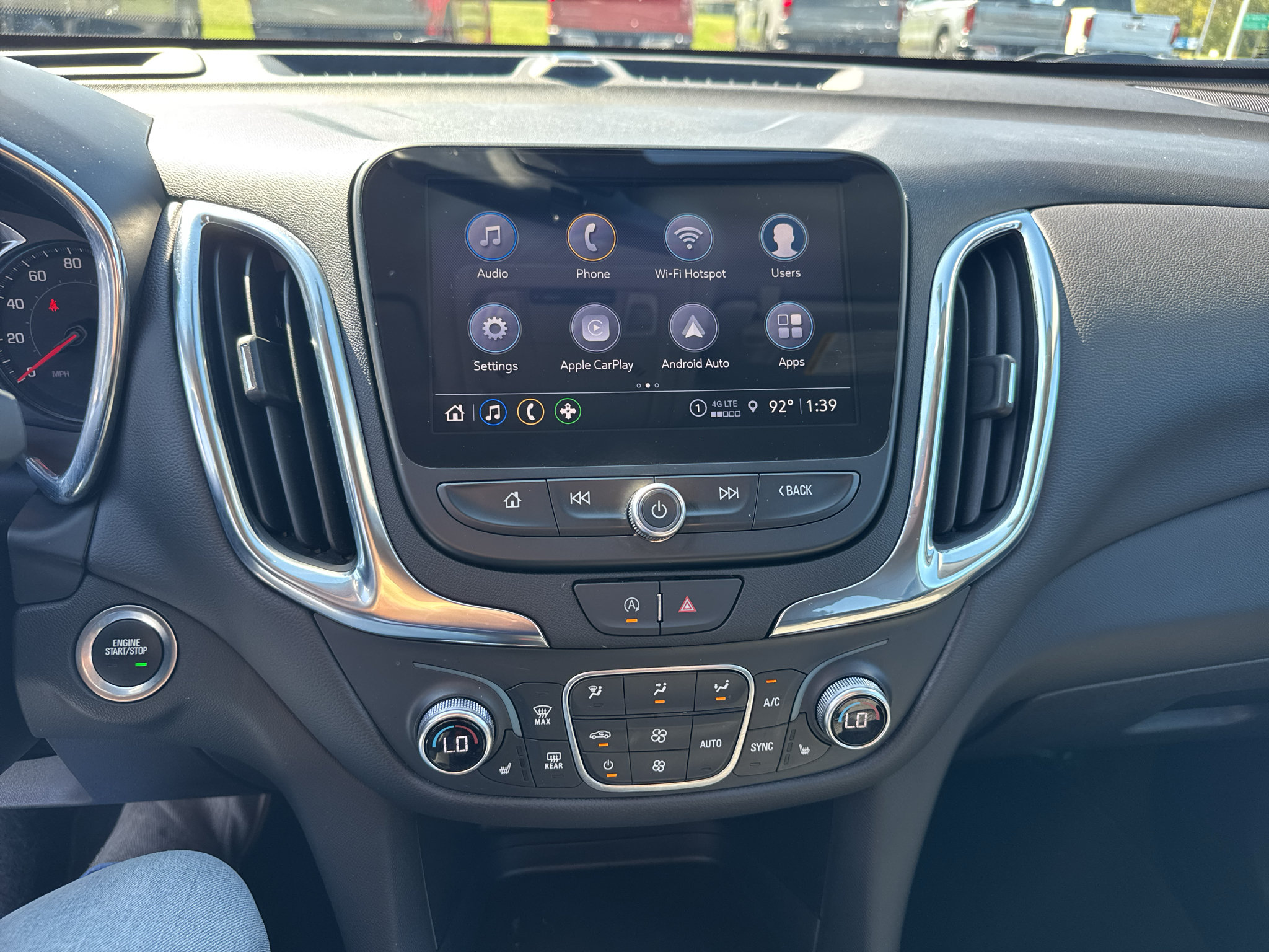 Used 2024 Chevrolet Equinox LT FWD image 12