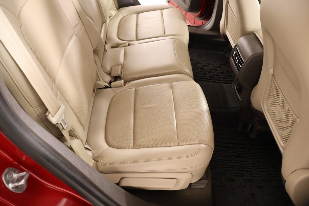 Used 2021 Lincoln Corsair AWD w/ Premium Package image 15