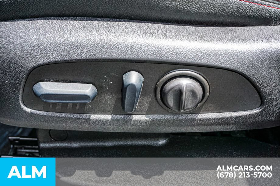 Used 2022 Chevrolet Equinox RS w/ RS Leather Package FWD image 53