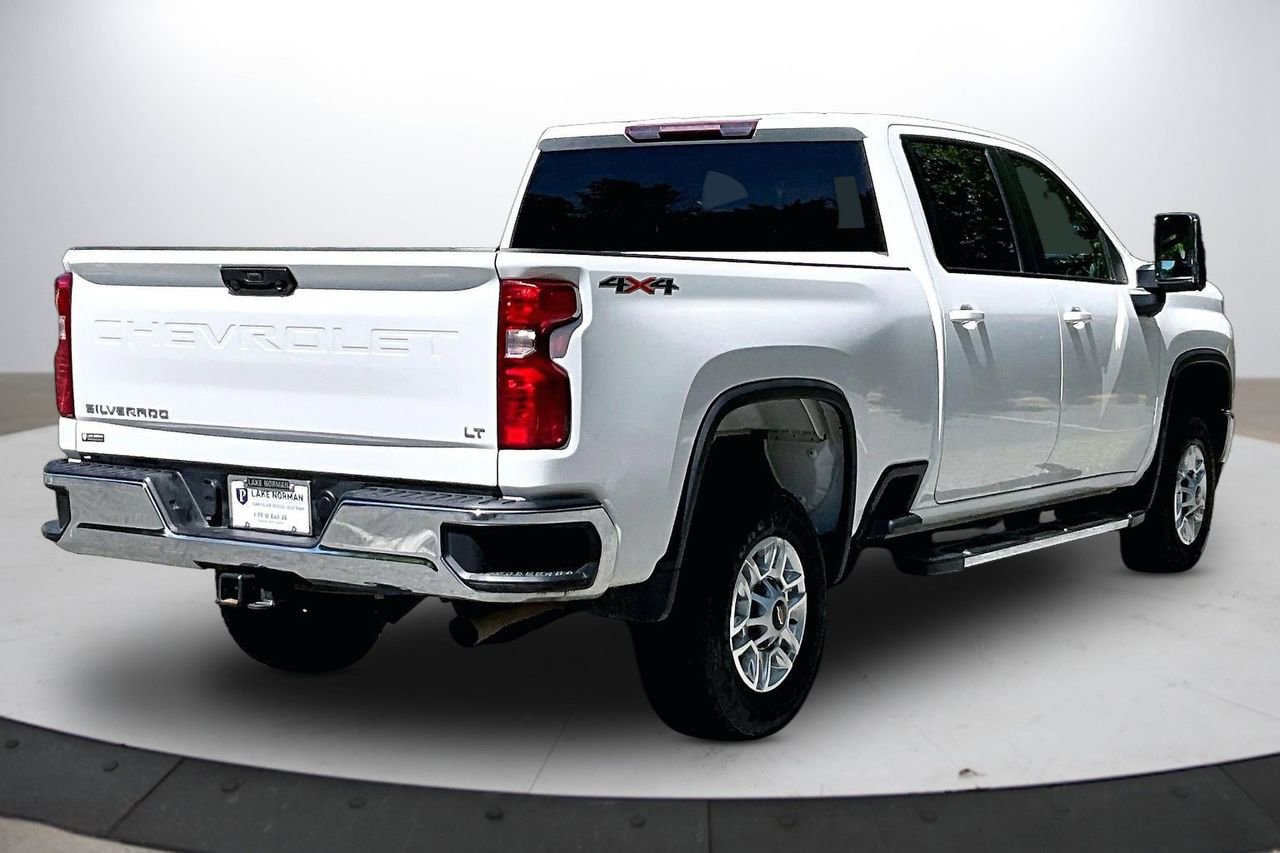 Used 2023 Chevrolet Silverado 2500 LT AWD/4WD image 9