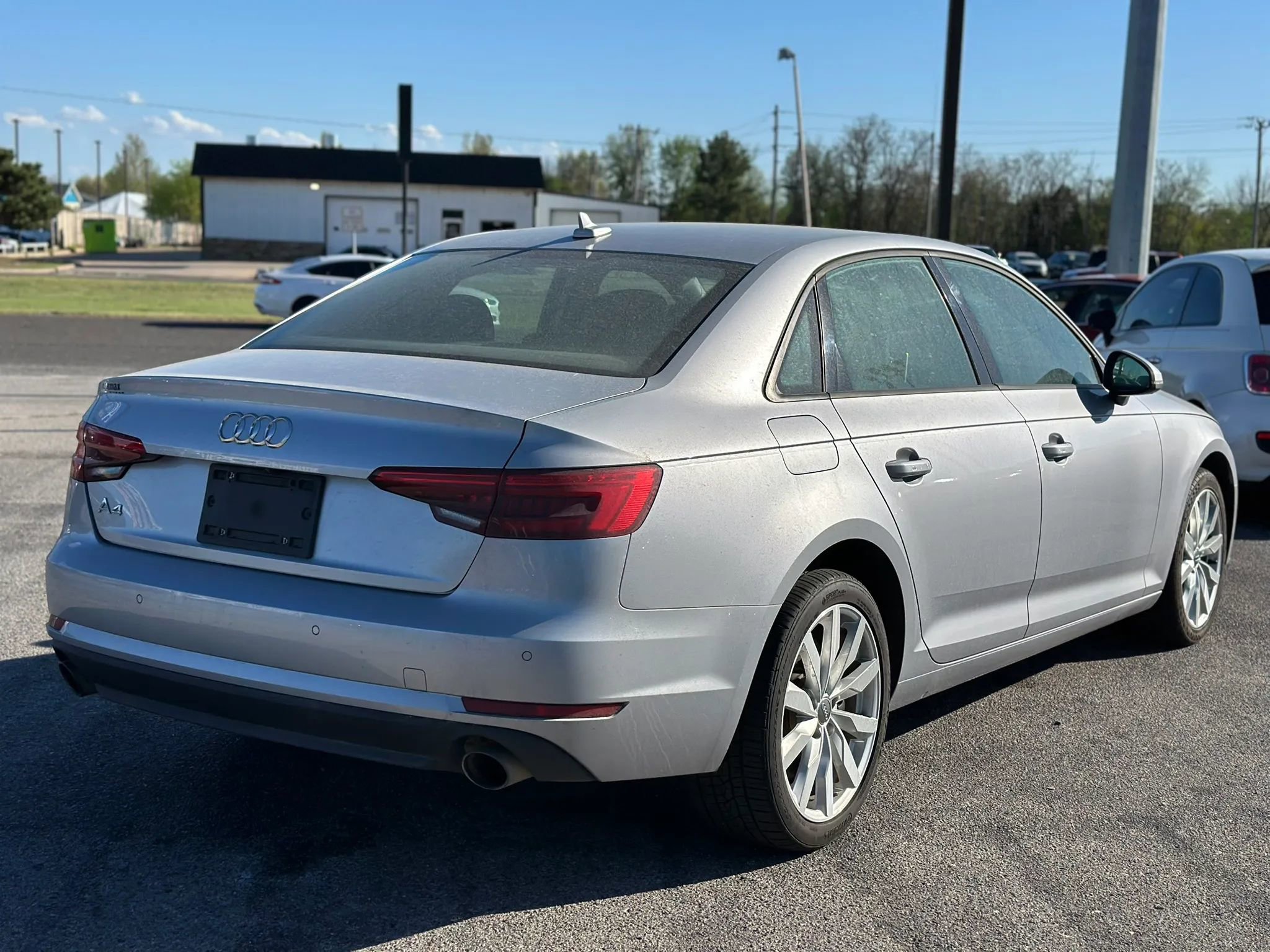 Used 2017 Audi A4 2.0T Premium w/ Audi MMI Navigation Plus FWD image 6