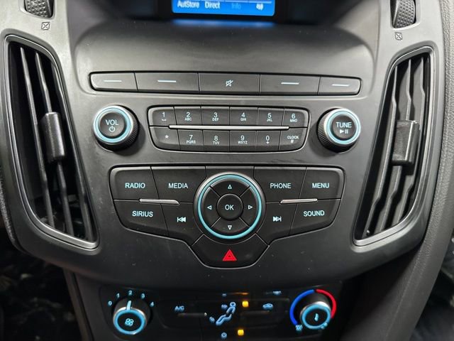Used 2018 Ford Focus SE FWD image 17