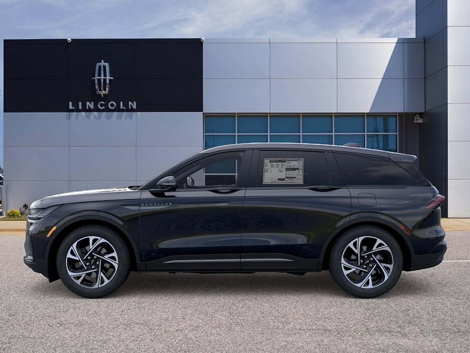 New 2026 Lincoln Nautilus Premier w/ Jet Appearance Package AWD/4WD image 3