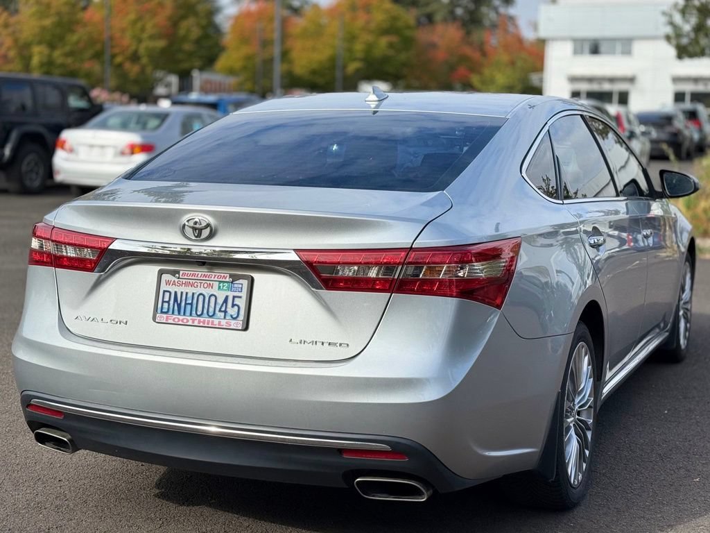 Used 2017 Toyota Avalon Limited w/ All Weather Liner Package FWD image 5