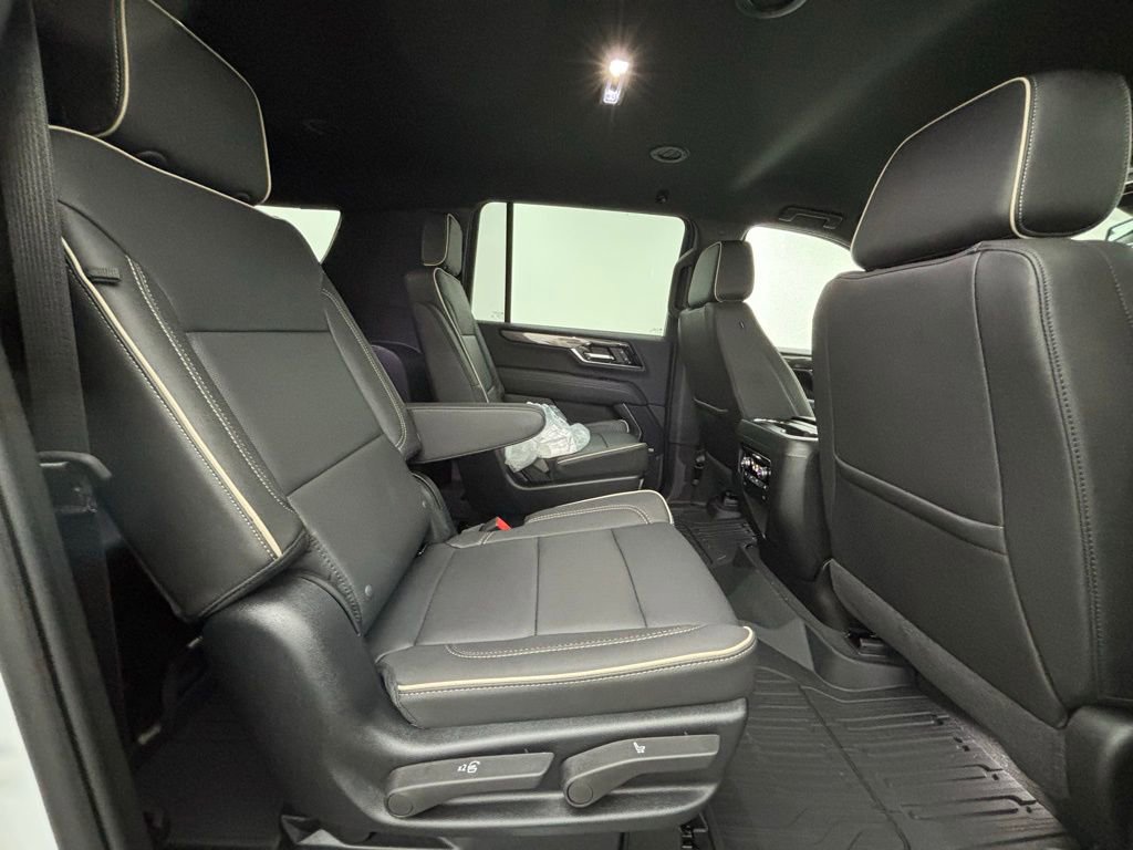 New 2026 GMC Yukon XL Elevation w/ LPO, Elevation Black Package image 41