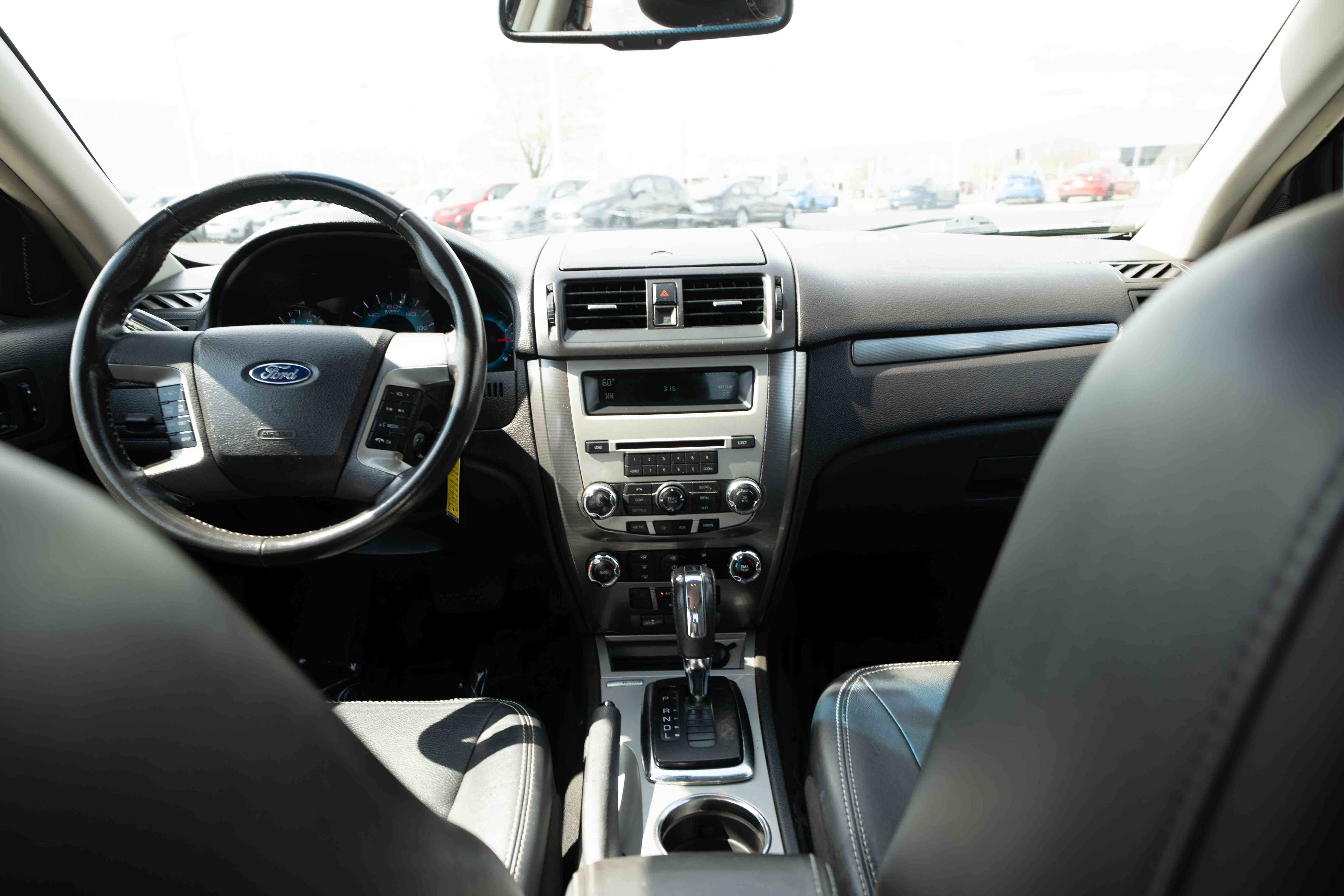 Used 2010 Ford Fusion SEL image 19