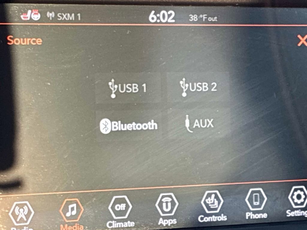 Certified 2021 Jeep Compass Latitude w/ Convenience Group image 34