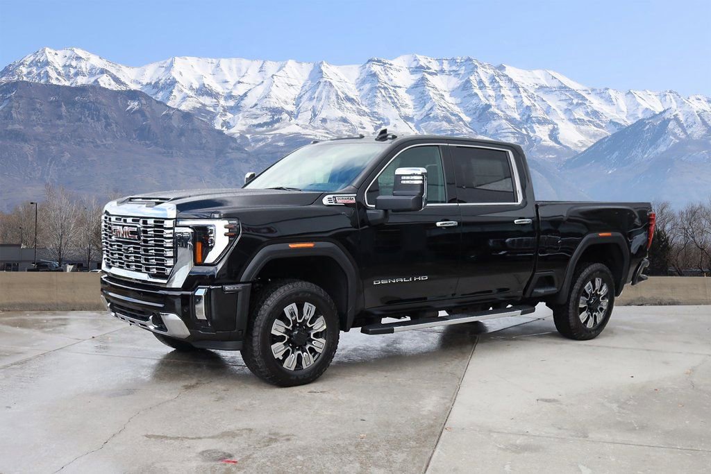 New 2026 GMC Sierra 3500 Denali w/ Technology Package image 2