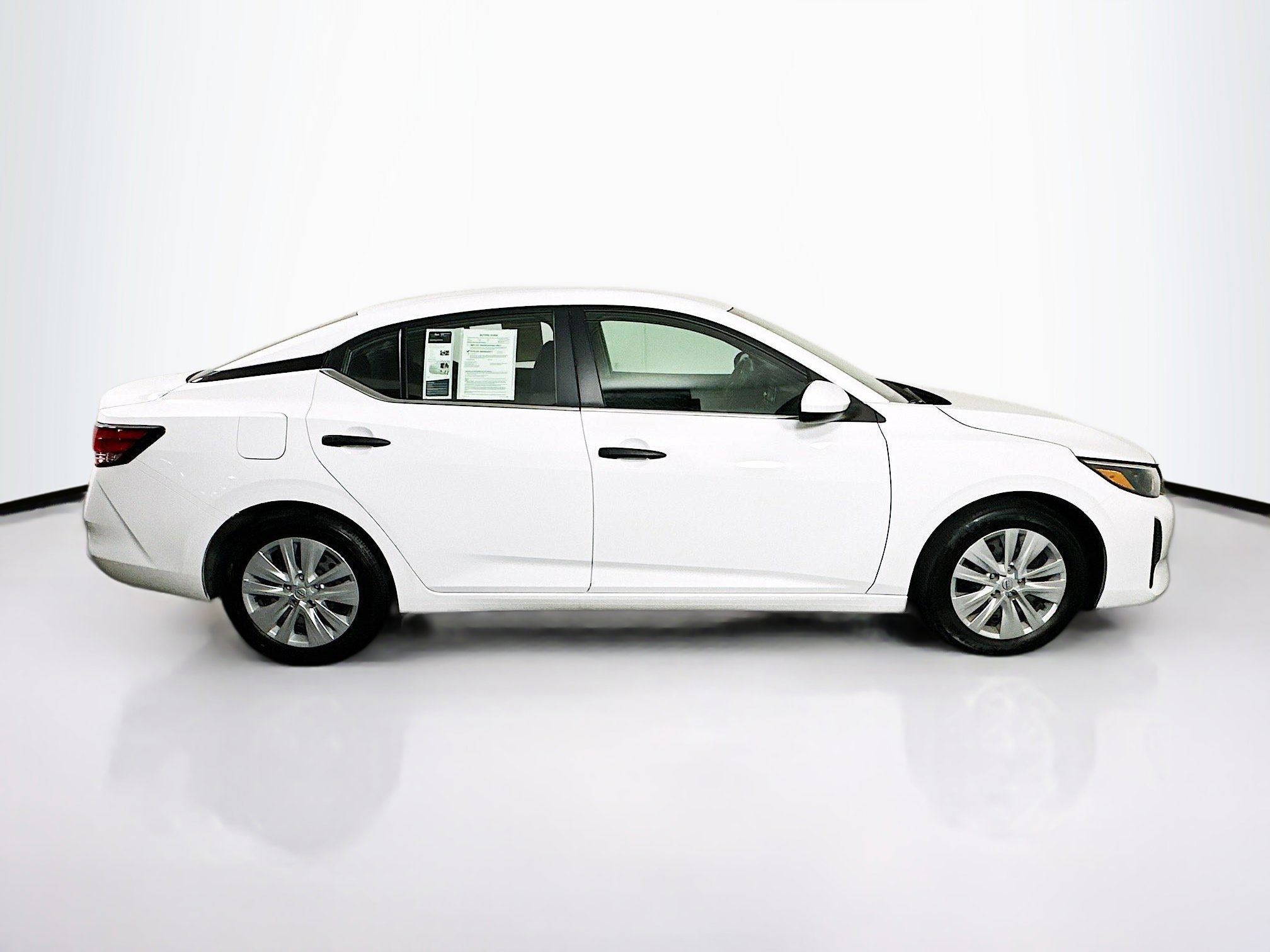 Used 2025 Nissan Sentra S image 10