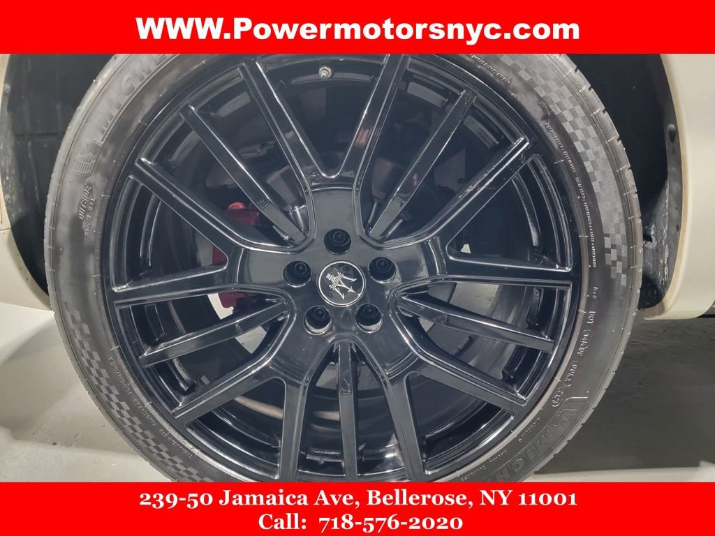 Used 2022 Maserati Levante GT image 14