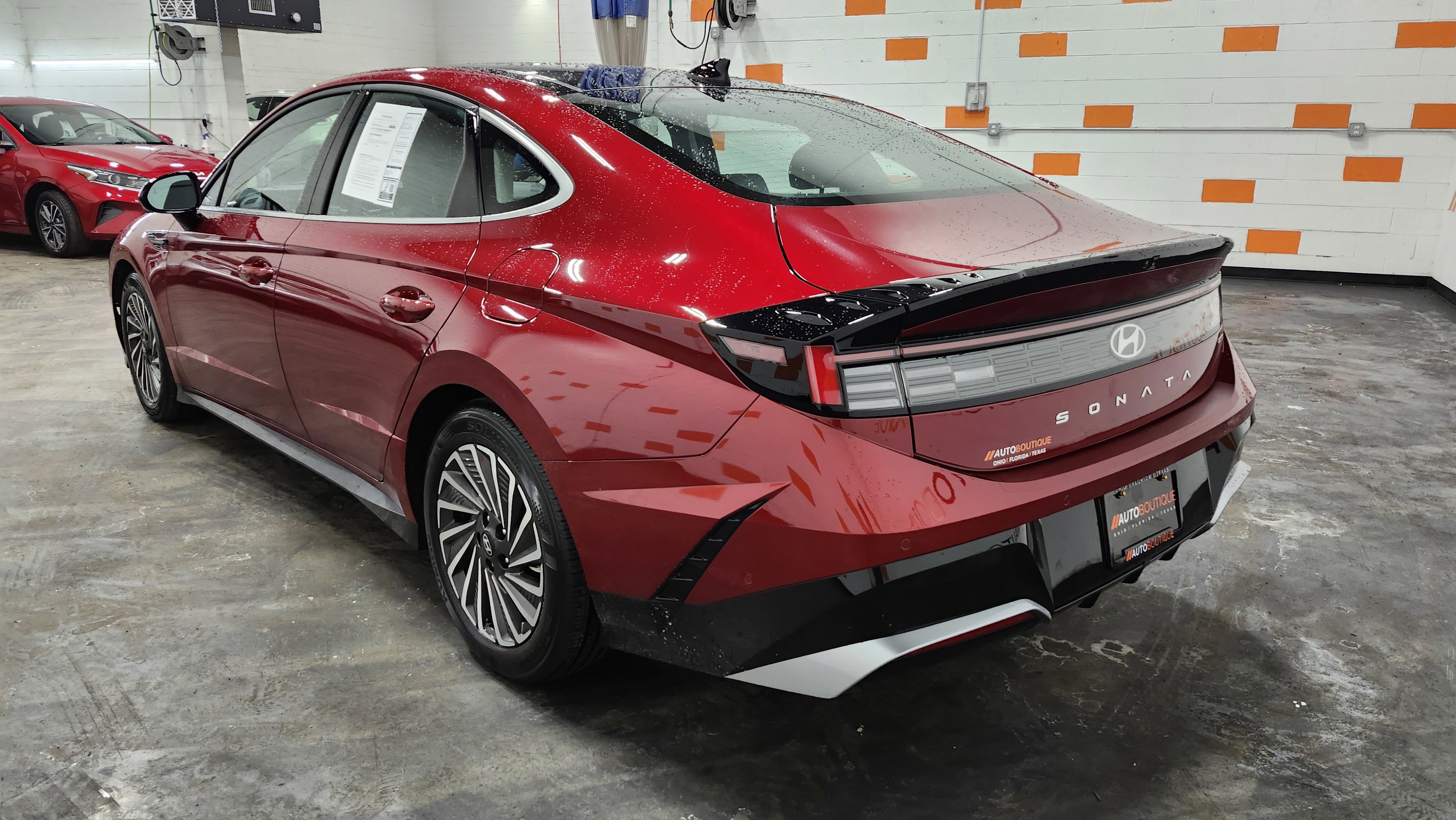 Used 2025 Hyundai Sonata Limited image 16