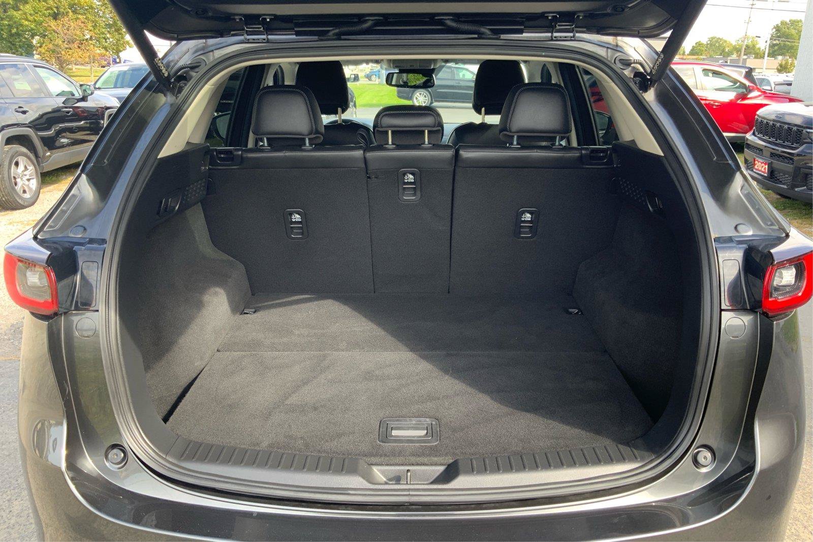 Used 2024 MAZDA CX-5 AWD 2.5 S w/ Preferred Package image 12