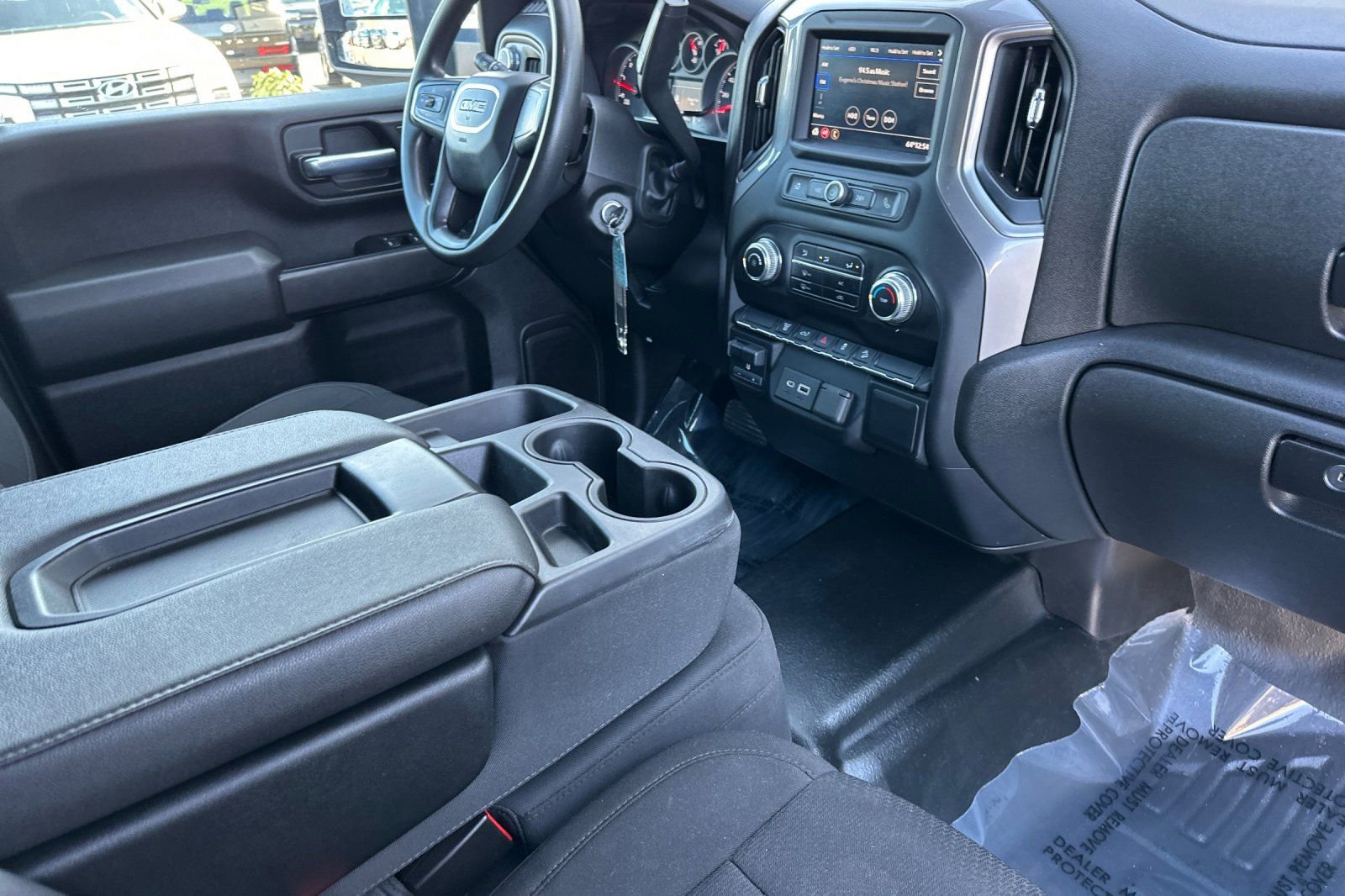 Used 2022 GMC Sierra 3500 Pro w/ Convenience Package AWD/4WD image 16