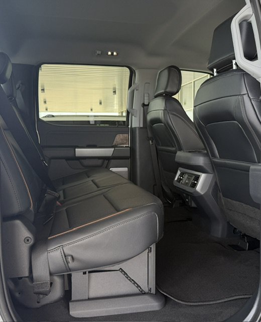 New 2026 Ford F350 Lariat w/ Camper Package RWD image 8