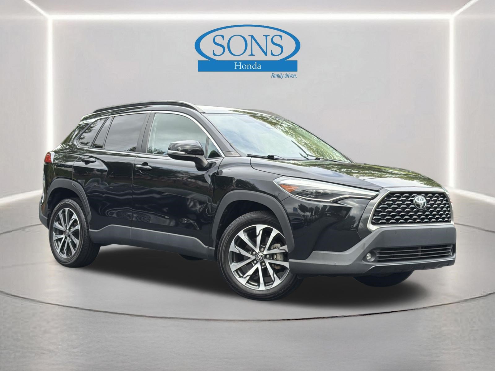 Used 2024 Toyota Corolla Cross XLE
