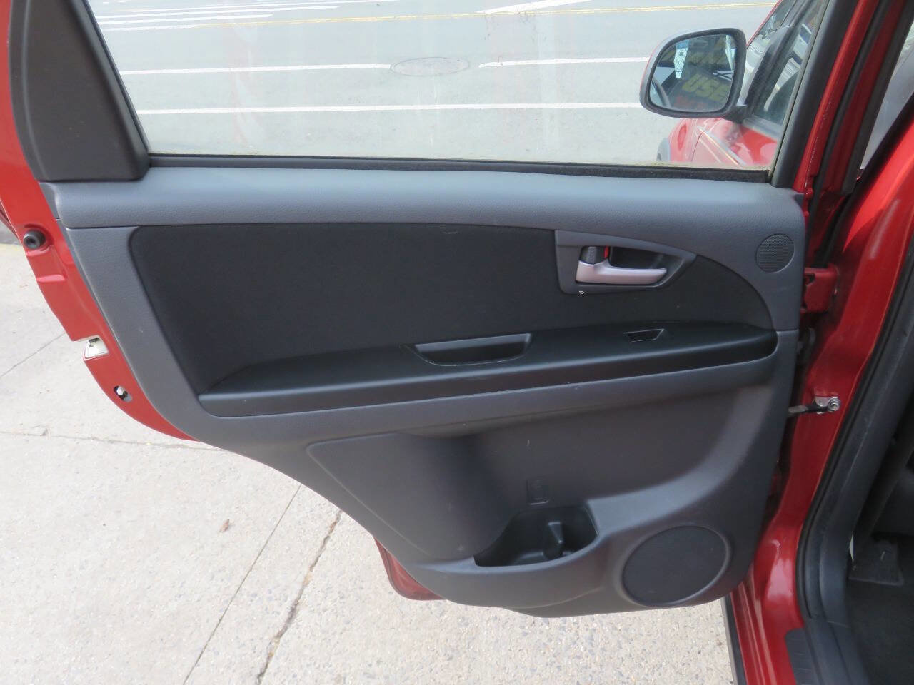 Used 2008 Suzuki SX4 AWD Hatchback w/ Touring Pkg image 26