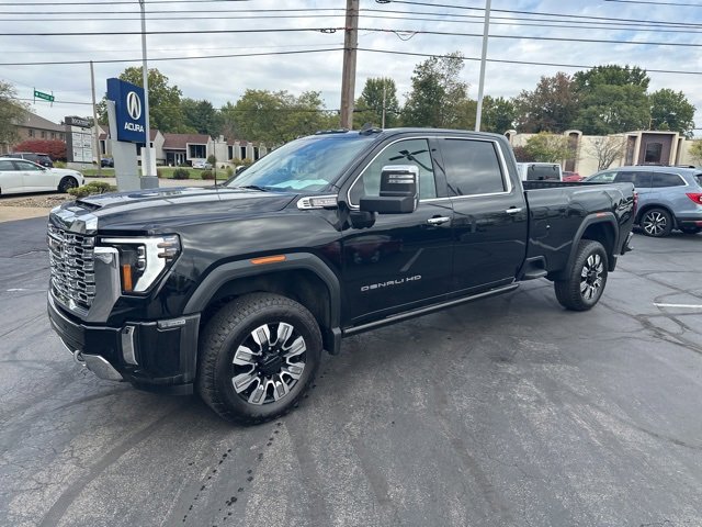 Used 2024 GMC Sierra 2500 Denali w/ Denali Reserve Package image 1
