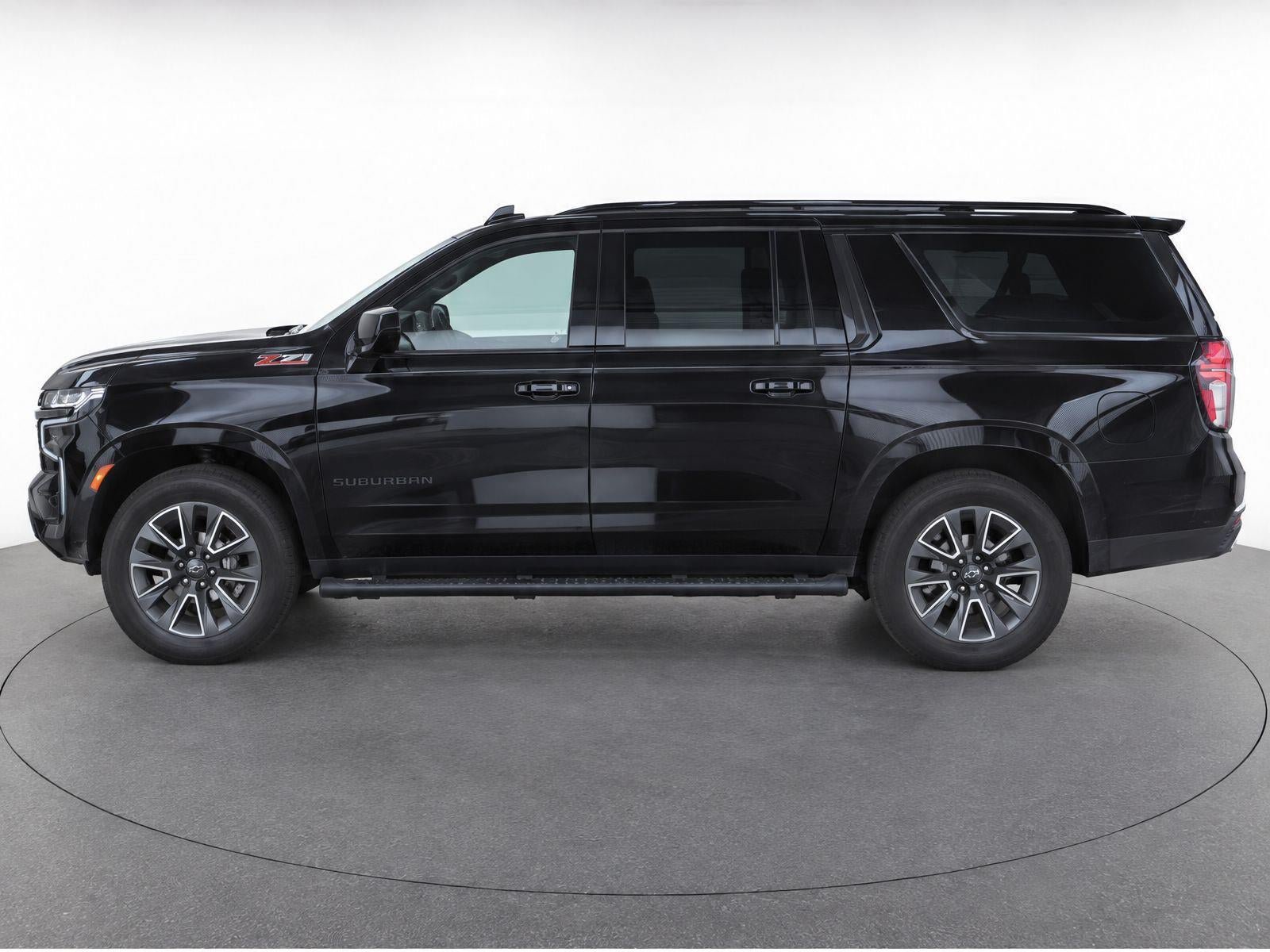 Used 2023 Chevrolet Suburban Z71 AWD/4WD image 6