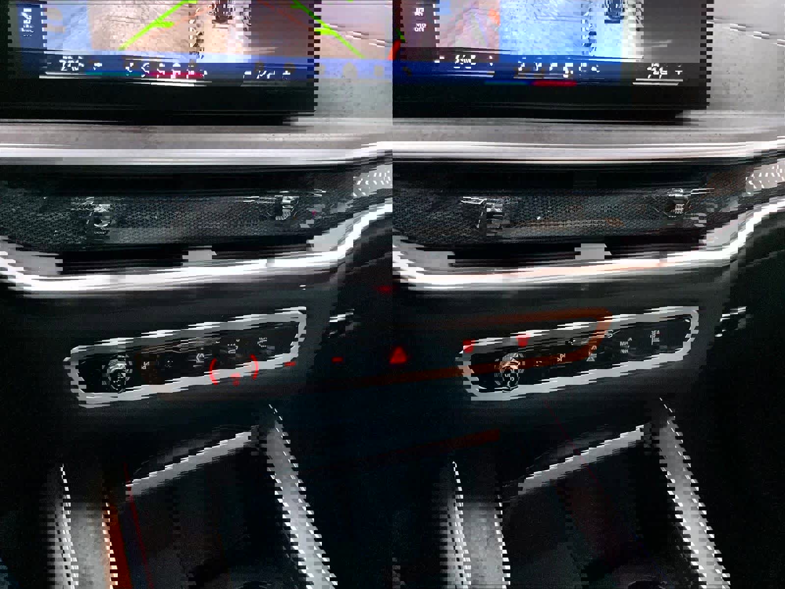 Certified 2024 BMW X5 xDrive40i w/ Premium Package image 34