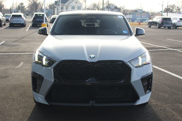 New 2026 BMW X2 xDrive28i w/ Technology Package image 2