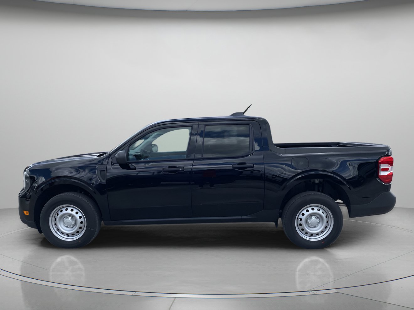 New 2026 Ford Maverick XL FWD image 6